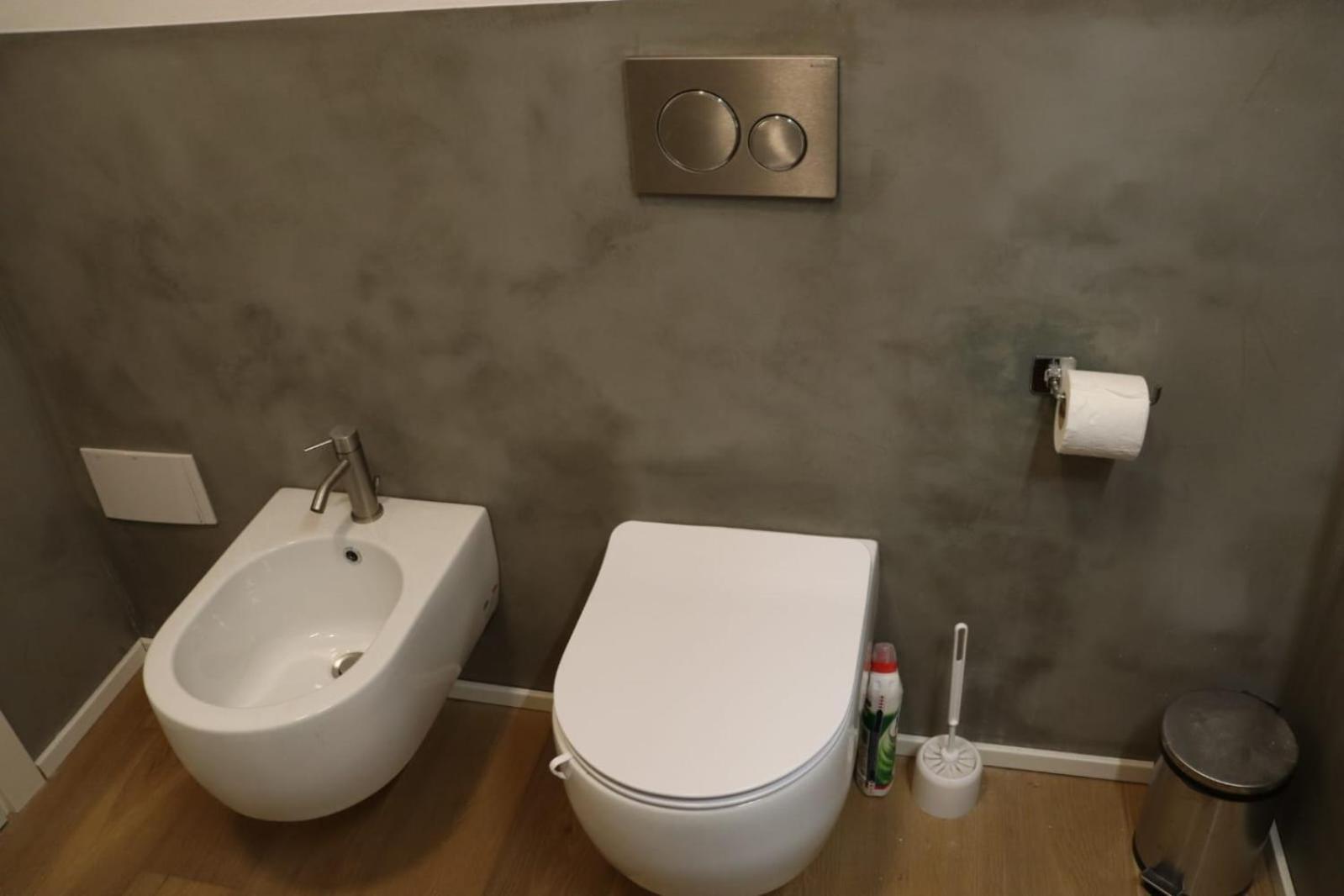 Little Apartment Over The Canal Bologna Luaran gambar